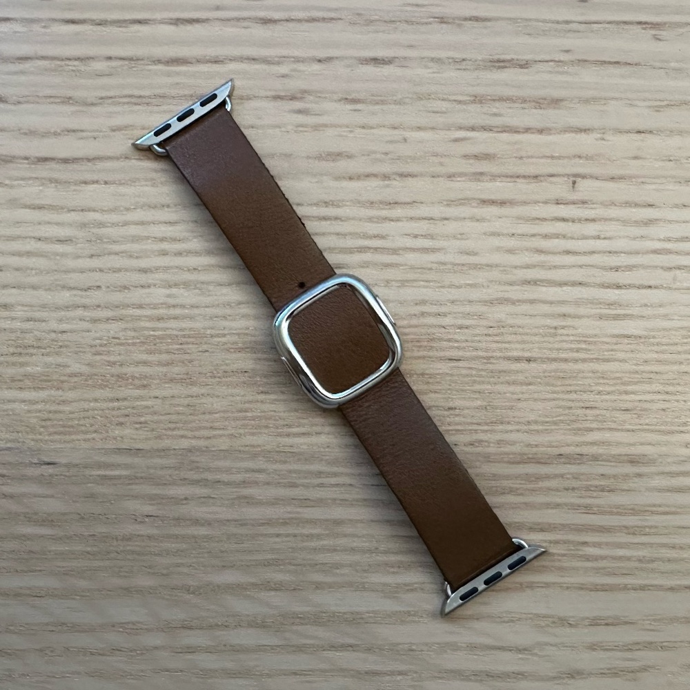 Genuine Apple Watch Modern Buckle Band Saddle Brown Size M 38/40/41mm
